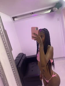 ShakiraThompss18 Sexy chocolate 🍫 Pic 4