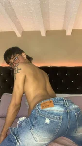 Dark_hairy_: Opss my pants are falling 😏 ( 2 фото)