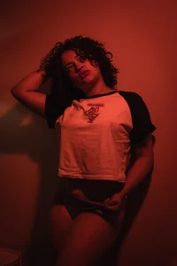 _sarahRose HOT RED Foto 9