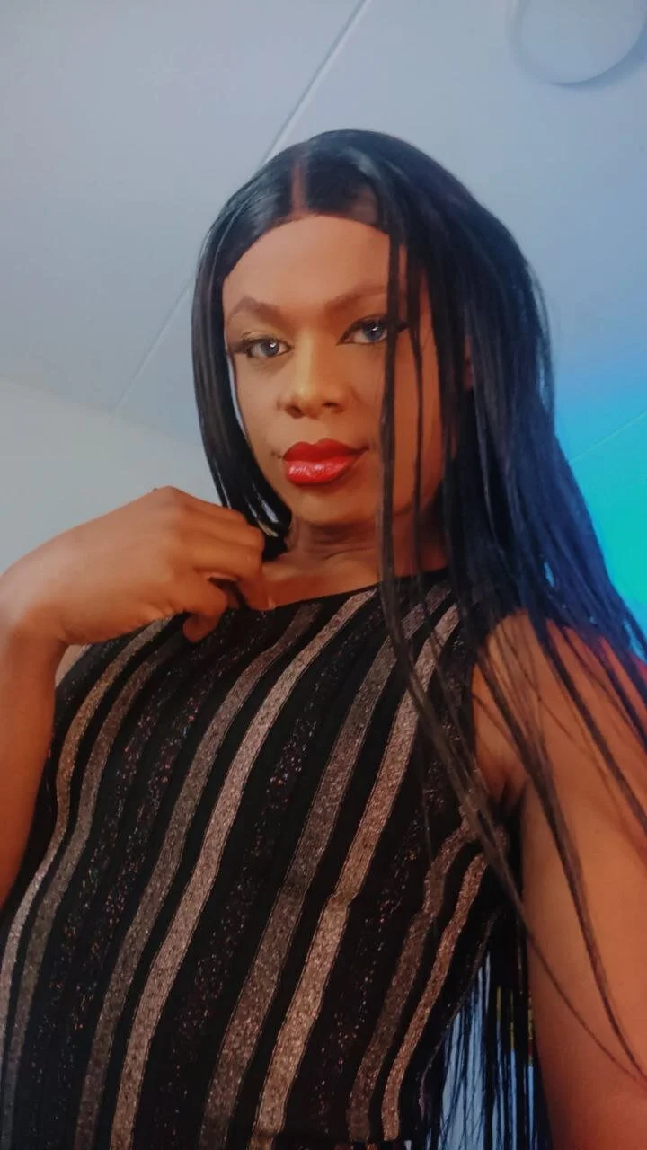 صور anuvyz_miller_ الرائجة  4856