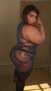 anai_valentinex Where are my daddies? They have forgotten me. Pic