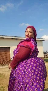 ThickyMinajxx Public Pic 4