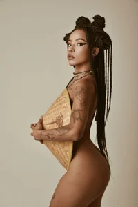 Cooper-Reds Oriental girl Foto 2