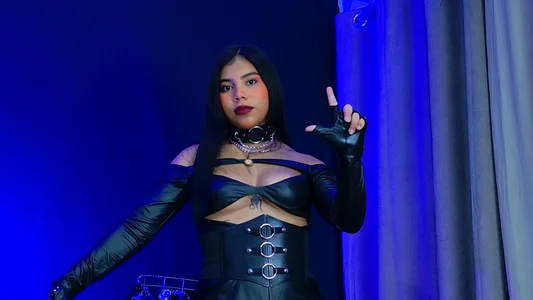 I am the Goddess of smoke od AmaniStones  snímek