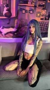 Im_Garu Blue girl tasty Immagine 