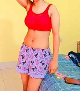 Trisha-26Public图片 3