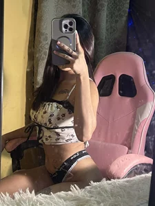 Dearbaddie09 dearbaddie Pic 2