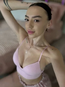 AlissaMarks Day to day cute 🌺 . fénykép