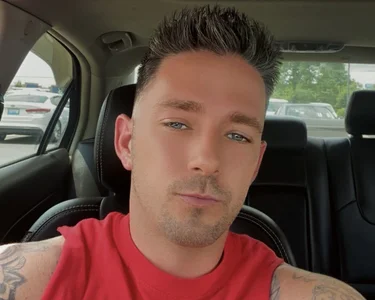 SkylarrGrey Public Billede 2