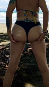 MissLuna-Rose Public Pic 2