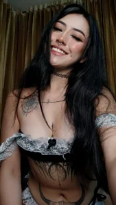 Sexy_adara_1b Public Foto 3