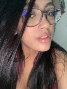Daniela_mendozza Public  4টি ছবি
