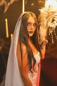 StefanyWilliams_ your future wife - {count, plural, one {תמונה אחת} two {שתי תמונות} many {# תמונות} other {# תמונות}}