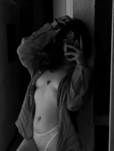 Velvet_Dreamss Sexy And Hot Pic 2