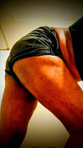 SISSY_KANDI Public Gambar 4