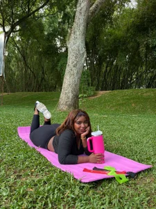 samylorenss My fitter side also seduces 🌞 Bilde 9