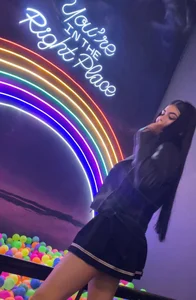 Sarasanders_4: I share happiness ( 2 фото)