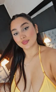 MiaFoox__ Kiss Immagine  2