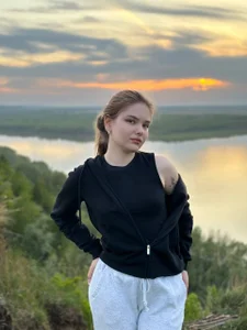 Saraa_Broown Public Pic 4