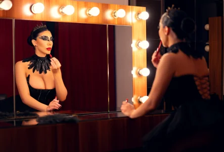 ViviRuth Black Swan Bilde 5