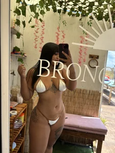 TianaaJackson sunny day☀️ Immagine  2