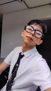 Hyunjin_Son Public Immagine 