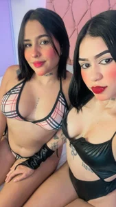 lia-hillx2 Public Pic 2