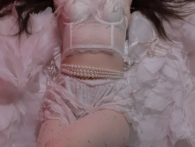 Amelia_Vesper 𝓂𝒾𝓈𝓈 𝓎𝑜𝓊 slika