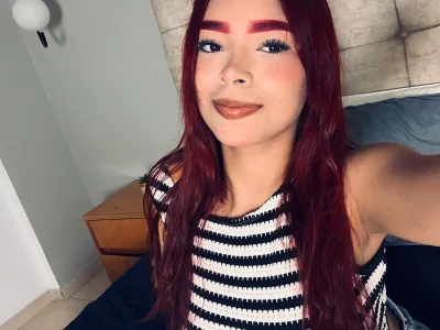 isabella_vega19 I'M REALLY CUTE, DON'T YOU THINK? Immagine 