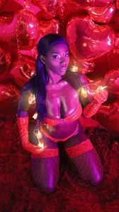 SamHill_1 San Valentin 2023 💓💕 Pic 3