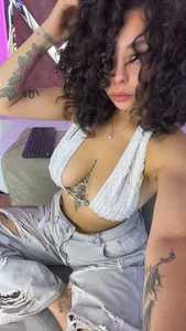 KatherineGomez: NAUTHY AND SWEET ( 5 фото)