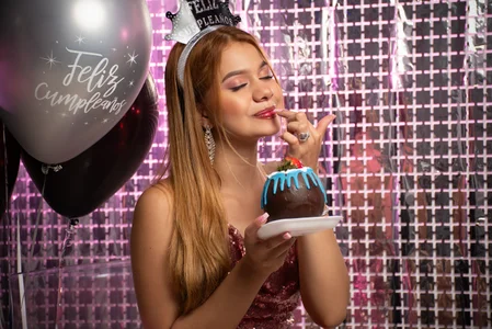 AuroraSim My birthday! ✨🎉🎈 사진 2