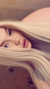 Sweet_baby111How do you like it when I'm blonde? Bild