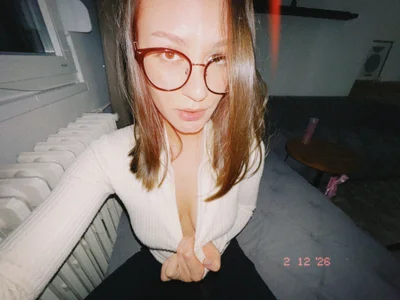Eva_kinkystudent 🥥 Immagine  6