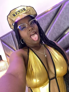 HannaaGates Let's go my taxi? Billede 3