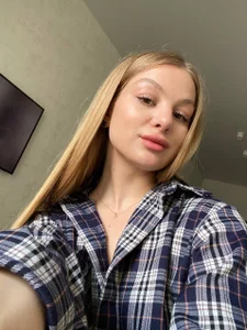 AngyyEyess wakey wakey Pic 3