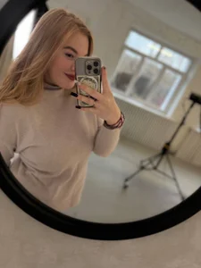 DonnaSmith trying to be cute slika