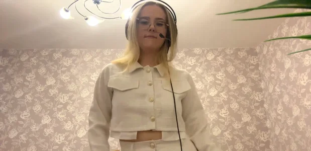 ElmiraGildea Public Pic 9