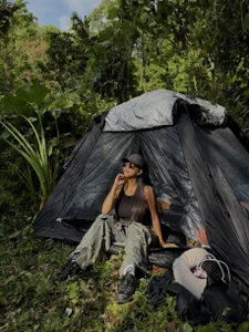 Lady_Riley Hiking 🏔️ Foto 2