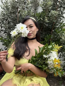 EmiGomez_ 🌹 A rose, a look, and pleasure awakens зображення 4