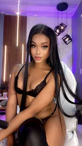 Antonella_Bernadii Public Pic 2