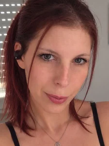 s-bitch's XXX Nude Photo 2