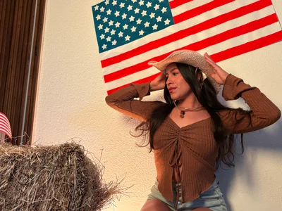 EmiGomez_ ⭐🤠 Your Favorite Fourth of July Cowgirl 🇺🇸 Pic 4