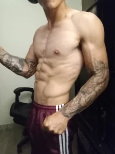 kv___xxx_ Public  3. fénykép