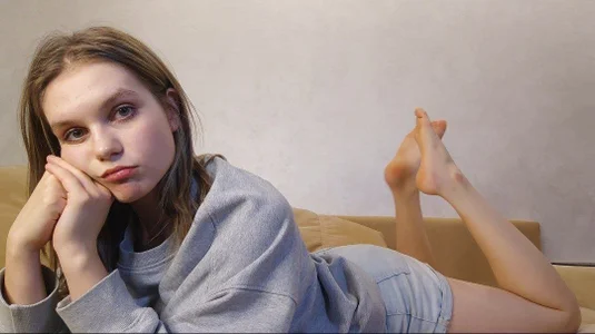 AliceAlways Public Bilde 2