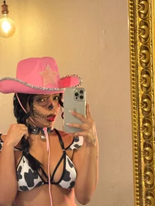 ximenawilliamss Happy halloween👻 Pic 3