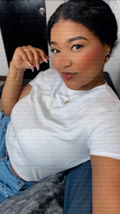 Ayana_Bennet Public slika 3