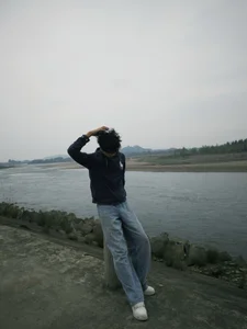 Cream-001 Public Poză