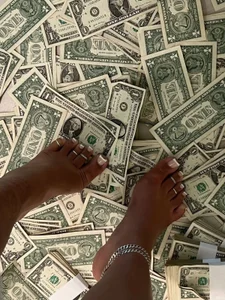 naomiii__ FINDOM 사진 3