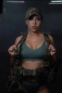 Hands up GUYS! de Tisha_Allure  3 Imagens